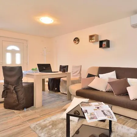 Villa Holiday La Pieda *